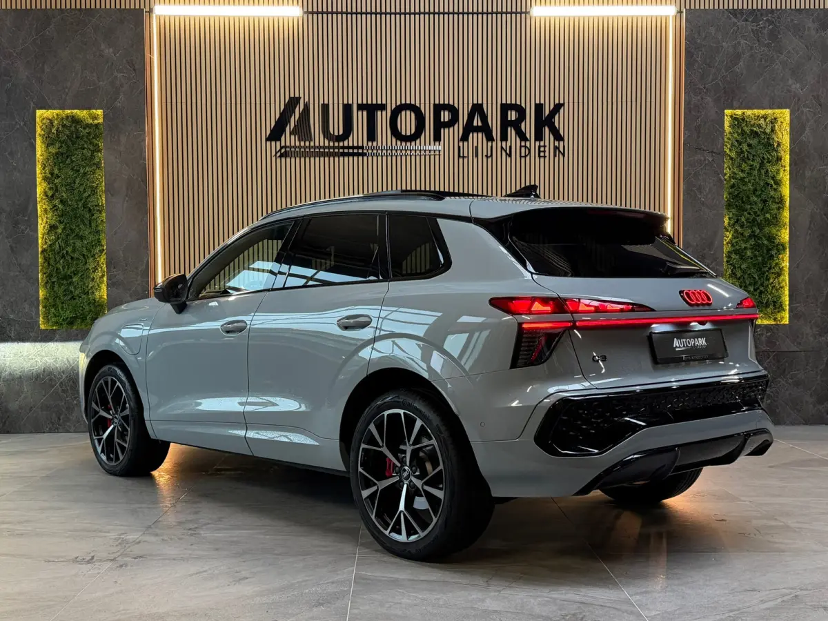 1.5 e-hybrid 3X S-LINE |PANO|SONOS|HuD|360CAM|MEMORY|KEYLESS|FABRIEKSGARANTIE 2030|DODEHOEK|SFEERVERLICHTING|20 INCH|VOL!