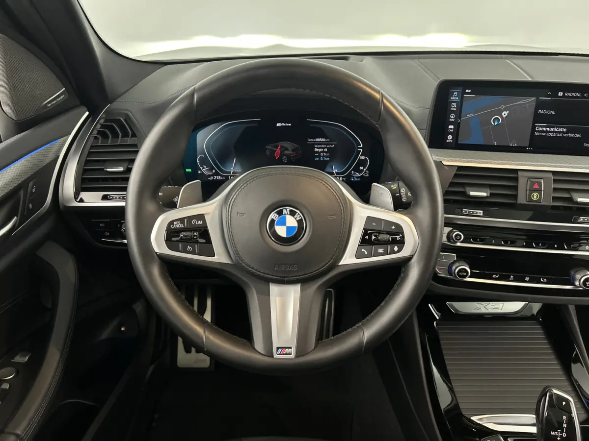 xDrive30e M-Sport/Panodak/H&K/Head up/Leder/20inch LMV/360cam