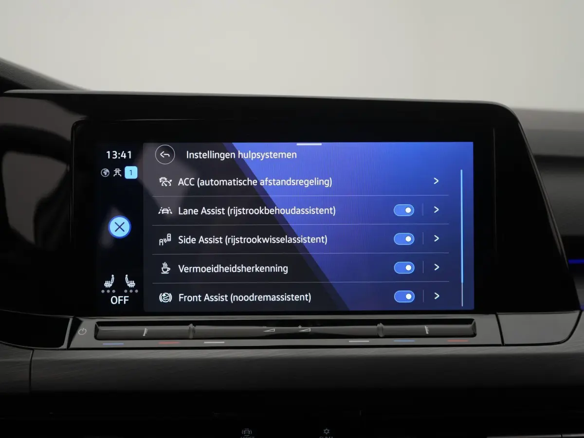 1.5 eTSI Business AUTOMAAT | PANORAMADAK | SPORTSTOELEN | ADAPTIEVE CRUISE | STOEL & STUURVERWARMING | MEMORY | ELEKTRISCHE STOEL | NAVIGATIE | APPLE CARPLAY | PDC | 12 MAANDEN BOVAG GARANTI