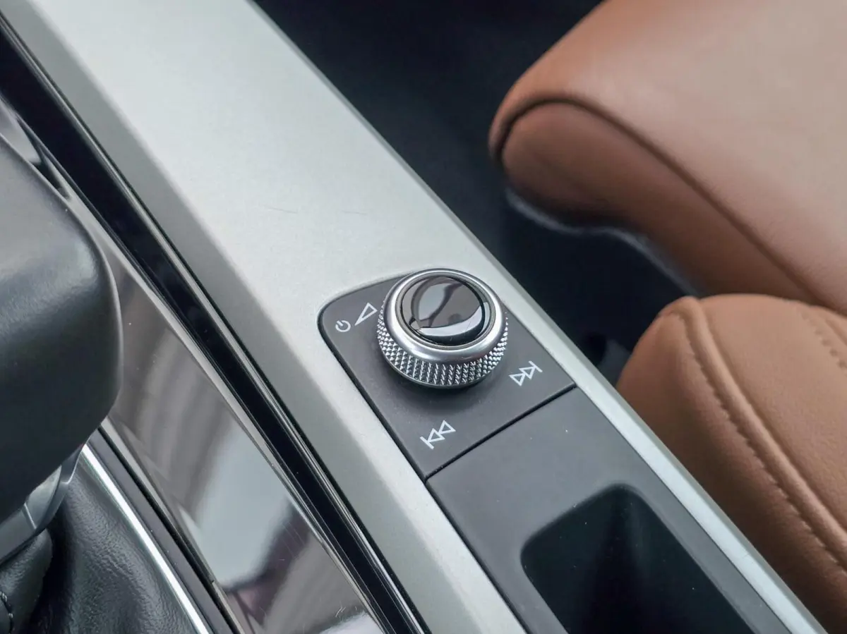 40 TFSI|CARPLAY|CRUISE|CAMERA|SFEER|STOELV