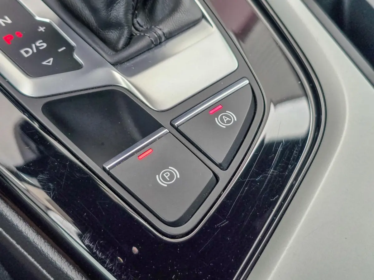 40 TFSI|CARPLAY|CRUISE|CAMERA|SFEER|STOELV