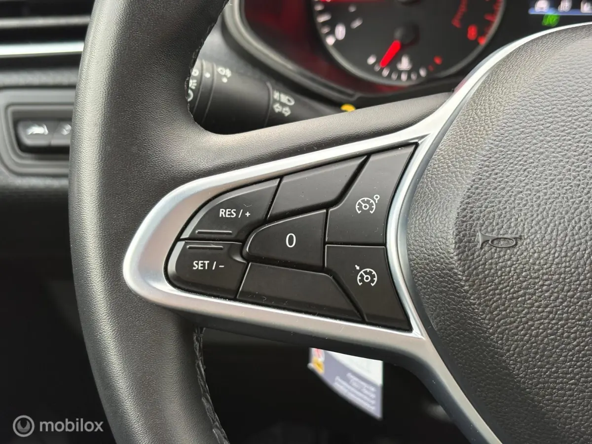 1.0 TCe Zen|STOELVERW|TREKH|LED|CARPLAY|DAB+