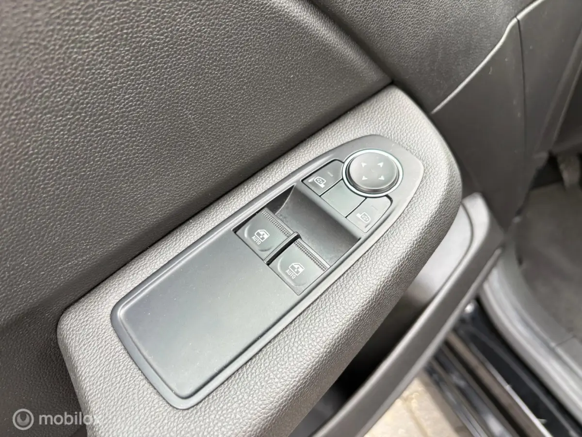 1.0 TCe Zen|STOELVERW|TREKH|LED|CARPLAY|DAB+