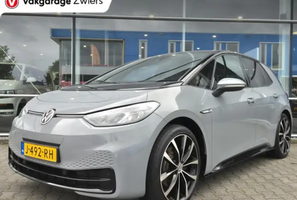 First 58 kWh SOH 91%| Carplay| Camera| PDC