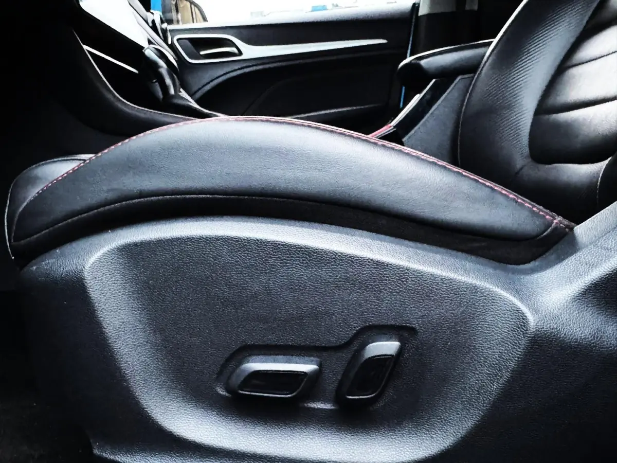 MG ZS 1.0 T-GDI Luxury