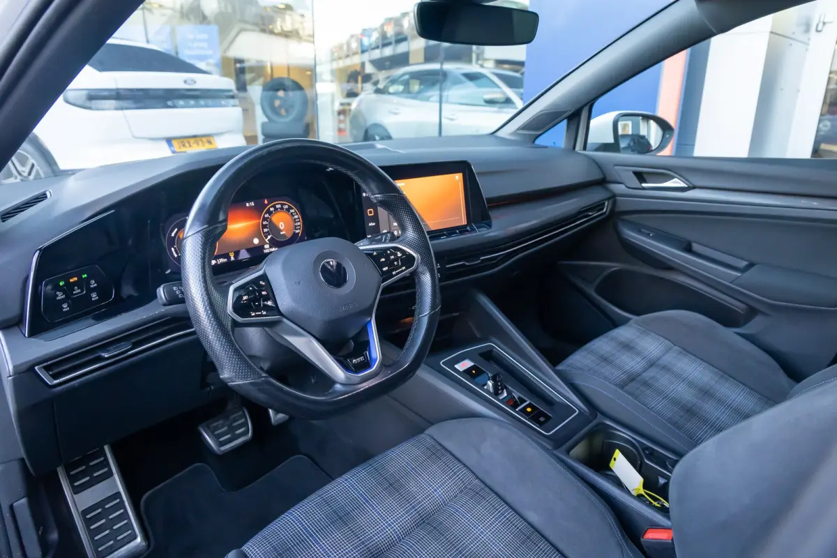 1.4 eHybrid GTE | Apple Carplay/Android Auto | Cruise control adaptief | Full-LED | Keyless | Navi | Parkeersensoren | Apple Carplay/Android Auto|telefoonintegratie premium | Cruise control 