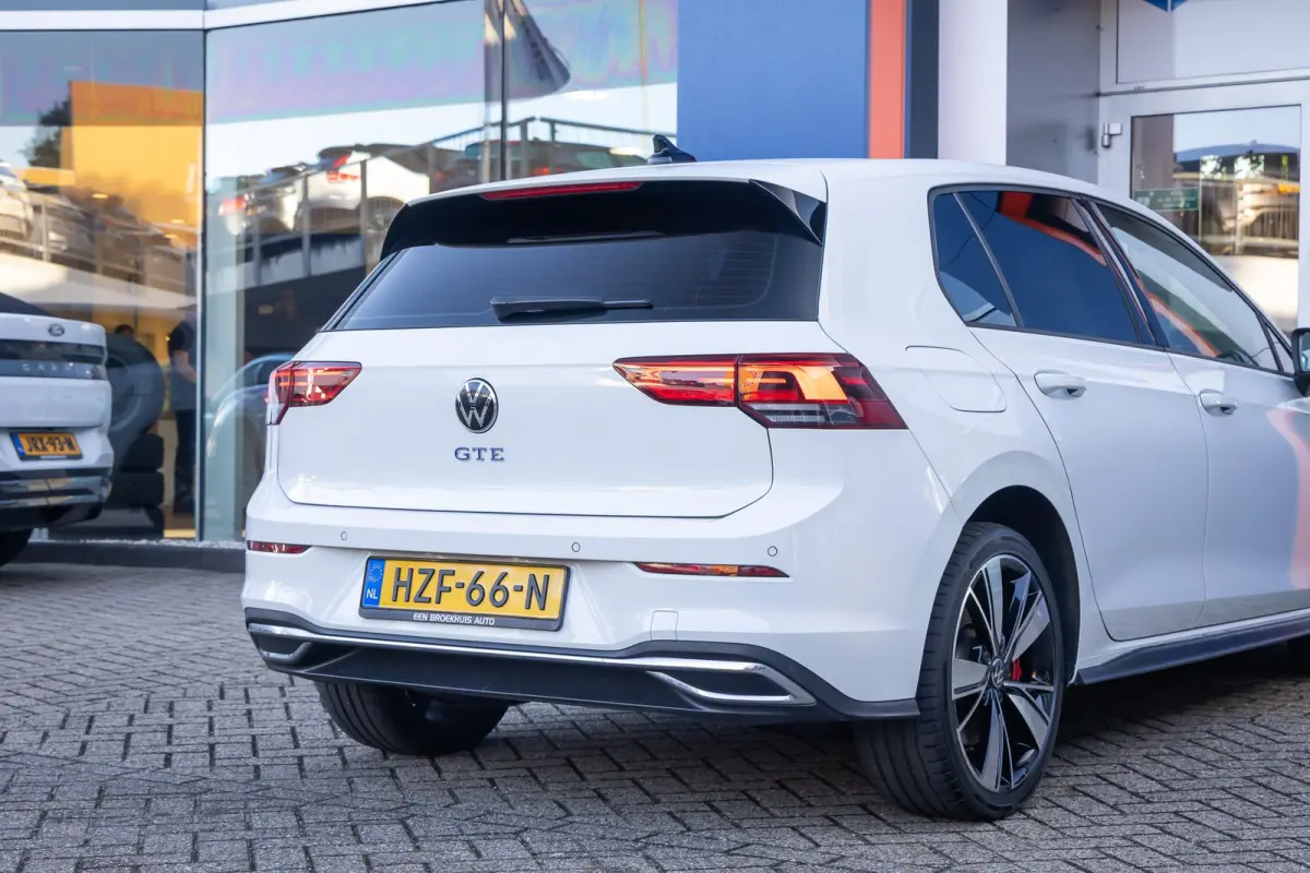 1.4 eHybrid GTE | Apple Carplay/Android Auto | Cruise control adaptief | Full-LED | Keyless | Navi | Parkeersensoren | Apple Carplay/Android Auto|telefoonintegratie premium | Cruise control 