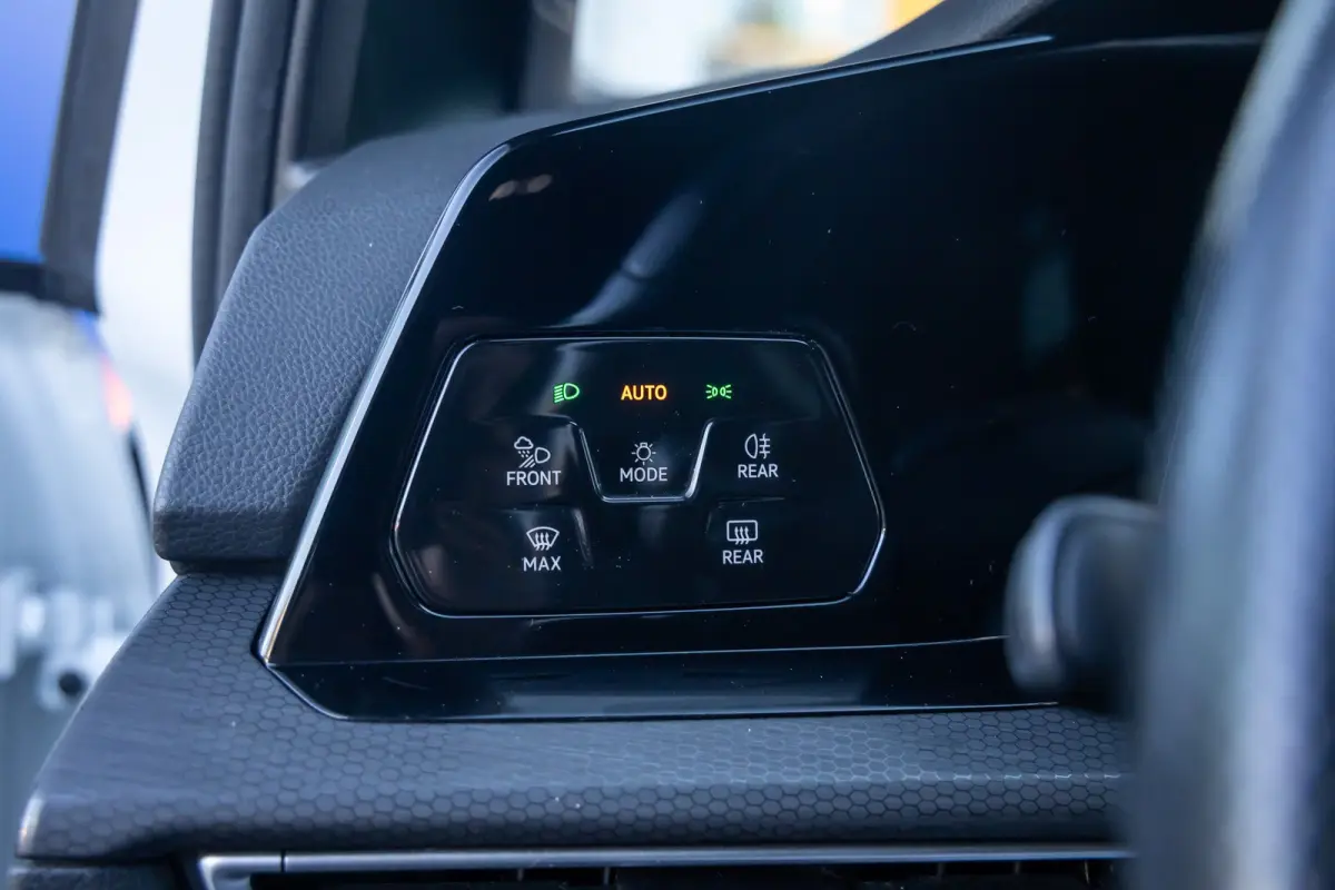 1.4 eHybrid GTE | Apple Carplay/Android Auto | Cruise control adaptief | Full-LED | Keyless | Navi | Parkeersensoren | Apple Carplay/Android Auto|telefoonintegratie premium | Cruise control 
