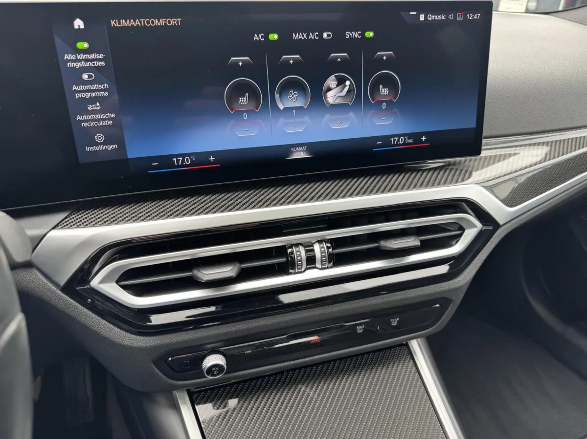 318i M Sport Pano Carbon H/K Brooklyn Grau Carplay Led