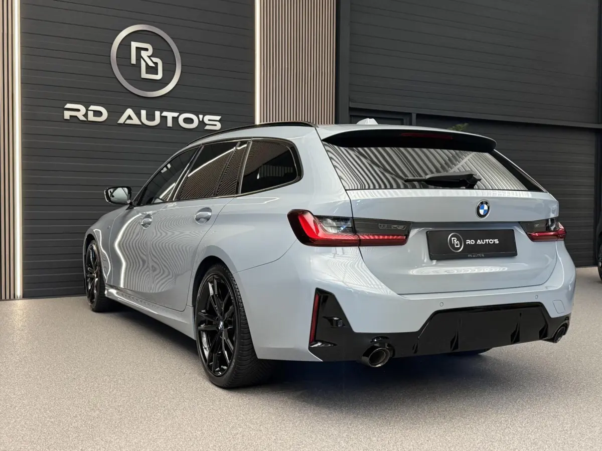 318i M Sport Pano Carbon H/K Brooklyn Grau Carplay Led