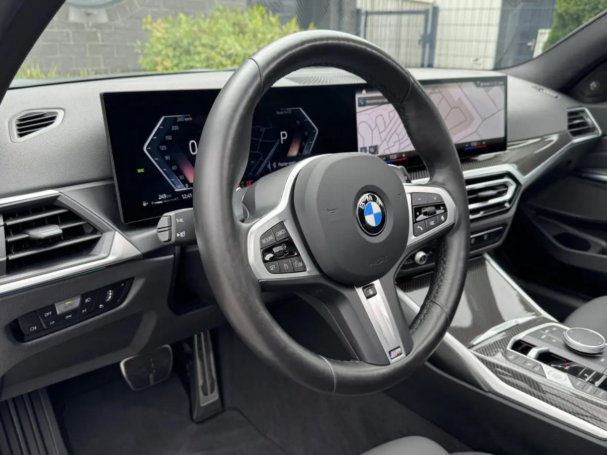 318i M Sport Pano Carbon H/K Brooklyn Grau Carplay Led