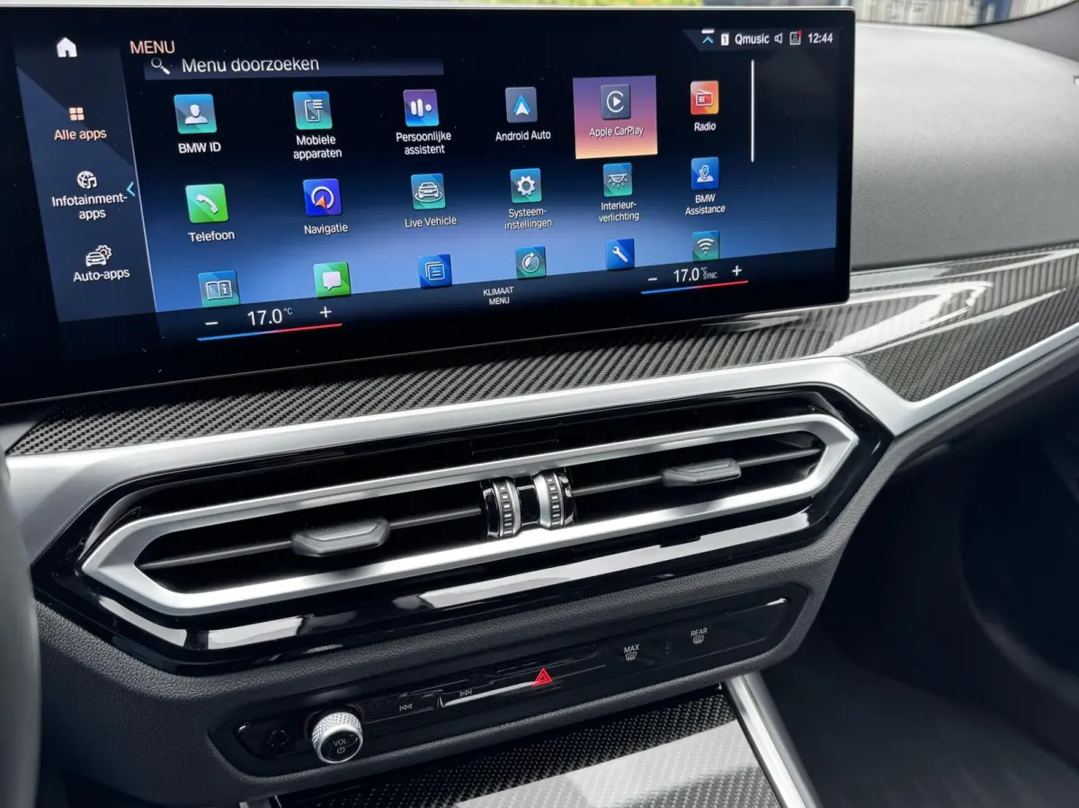 318i M Sport Pano Carbon H/K Brooklyn Grau Carplay Led