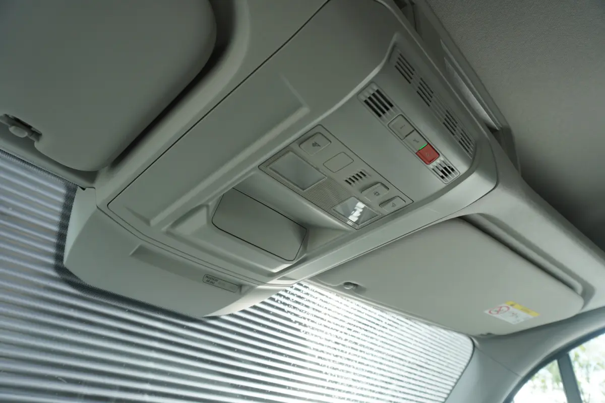 50 N1 163pk Automaat Dubbellucht Kipper 3500kg Trekgewicht Trekhaak ACC Cruise control Apple Carplay