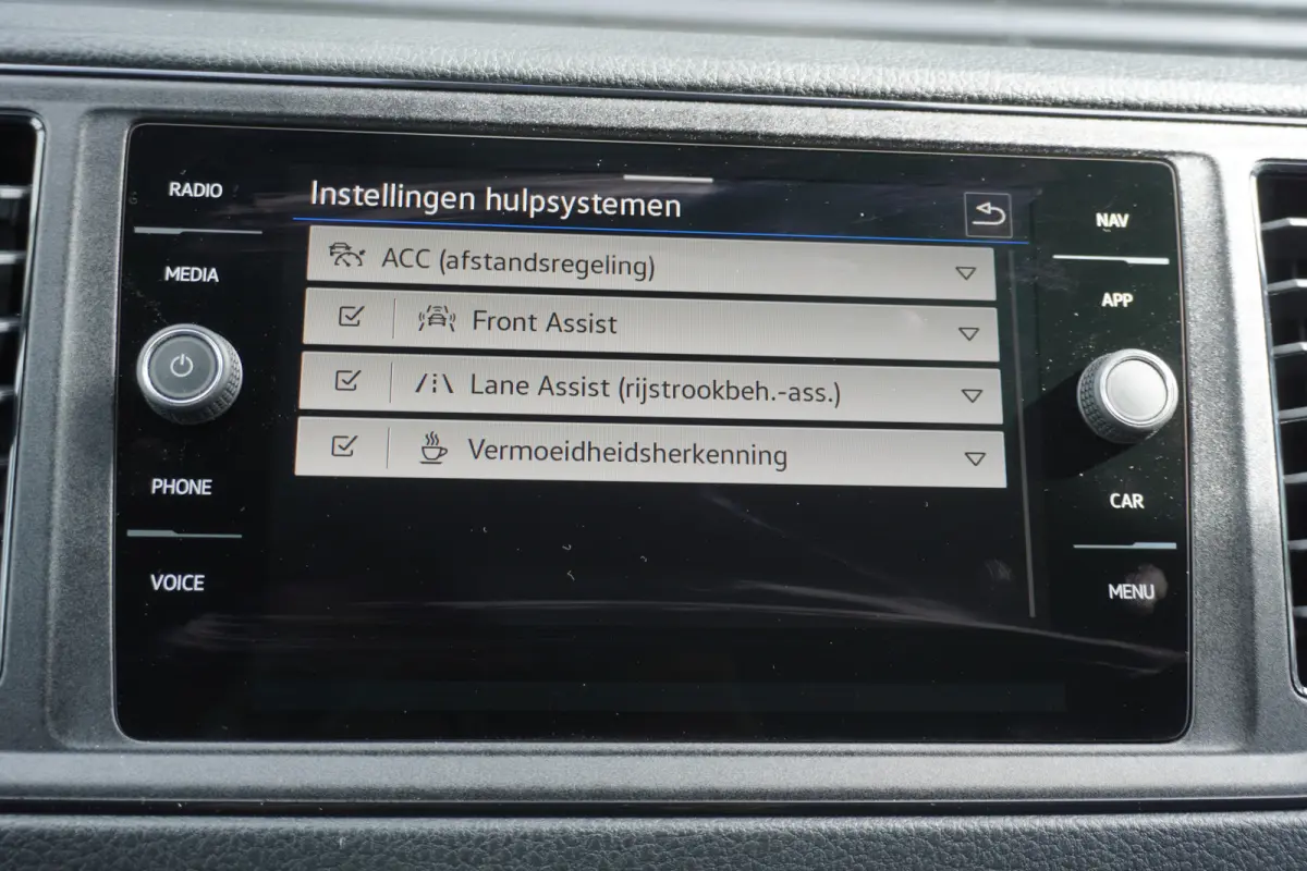 50 N1 163pk Automaat Dubbellucht Kipper 3500kg Trekgewicht Trekhaak ACC Cruise control Apple Carplay