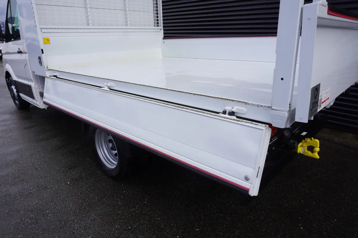 50 N1 163pk Automaat Dubbellucht Kipper 3500kg Trekgewicht Trekhaak ACC Cruise control Apple Carplay