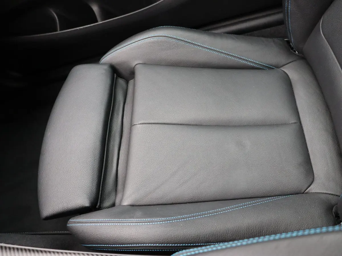 M2 DCT Schuifdak | Elektrisch Verstelbare Sportstoelen | Harman Kardon | 19''