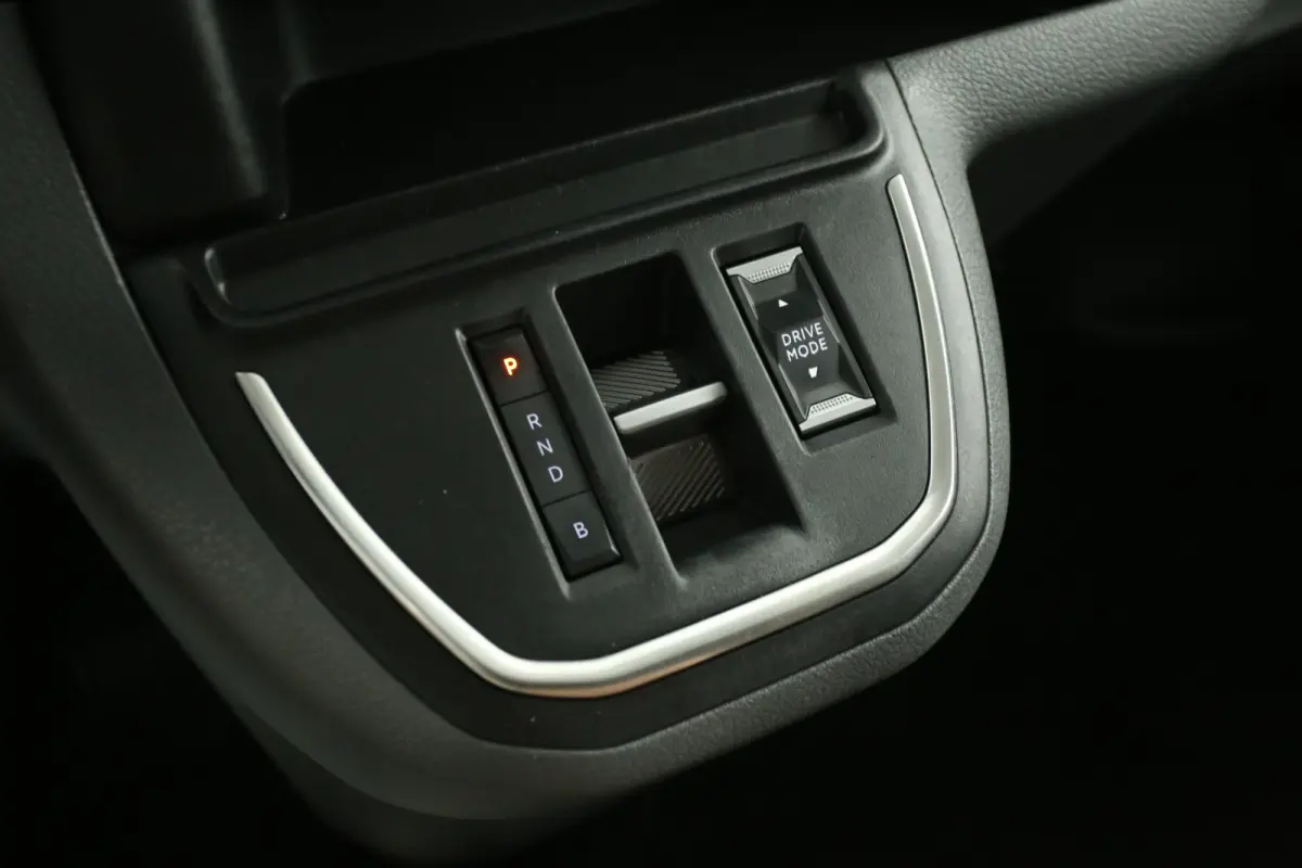 75 kWh L3H1 Long Range | Snelladen | SOH 91% | Airco | Cruise | 3 Zits | Parkeersens.