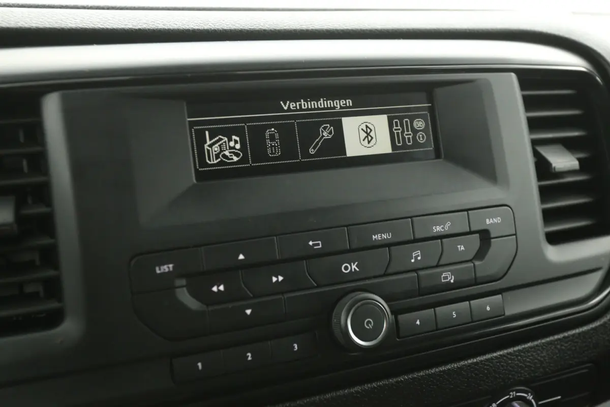 75 kWh L3H1 Long Range | Snelladen | SOH 91% | Airco | Cruise | 3 Zits | Parkeersens.
