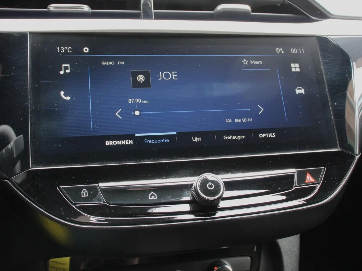 1.2 Turbo Hybrid 100pk GS Automaat Navigatie Apple Carplay/Android Auto Camera Parkeersensoren Cruise Control Dodehoek assistent Airco Lichtmetalen velgen Virtual Cockpit