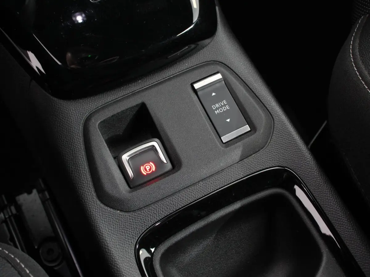 1.2 Turbo Hybrid 100pk GS Automaat Navigatie Apple Carplay/Android Auto Camera Parkeersensoren Cruise Control Dodehoek assistent Airco Lichtmetalen velgen Virtual Cockpit