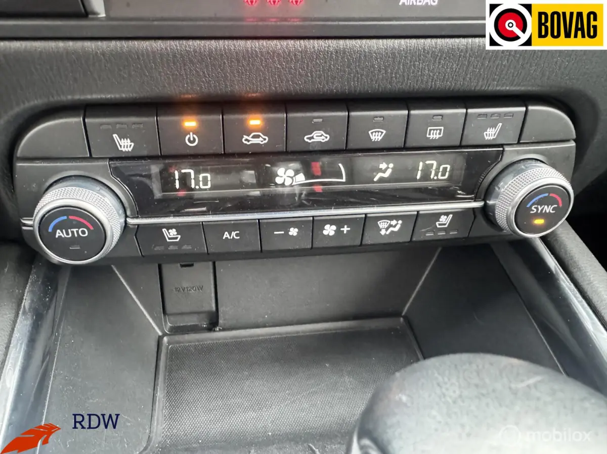 2.0 SkyActiv-G 165 Luxury CARPLAY/HUD/LEDER/BOSE