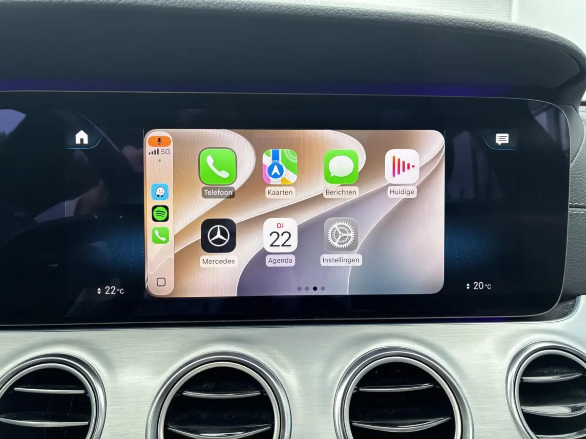 300 de 4MATIC Pano Camera Carplay 2020 Facelift Model Nightpakket Vol Opties Eerste Eigenaar Plug-In hybride 106930 Km Gereden Perfecte