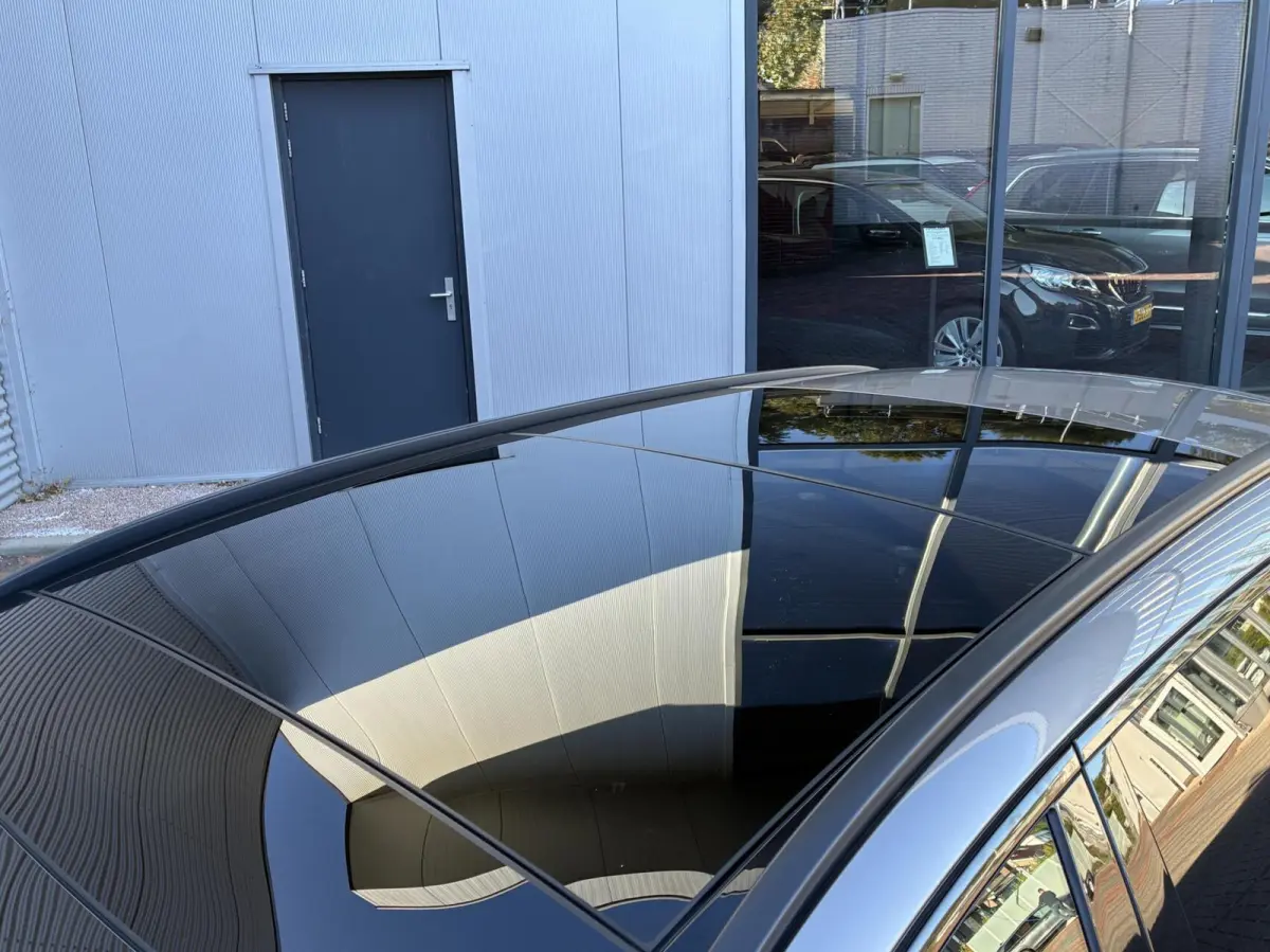 300 de 4MATIC Pano Camera Carplay 2020 Facelift Model Nightpakket Vol Opties Eerste Eigenaar Plug-In hybride 106930 Km Gereden Perfecte