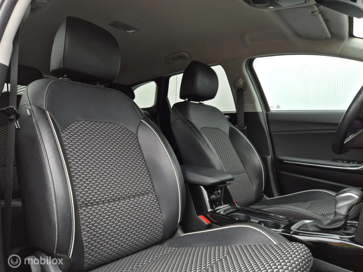 1.5 T-GDI AUTOMAAT/FULL LED/ELEK-KOFFER/CAMERA/TREKHAAK/KEYLESS/HALF LEDER/ADAPTIVE CRUISE