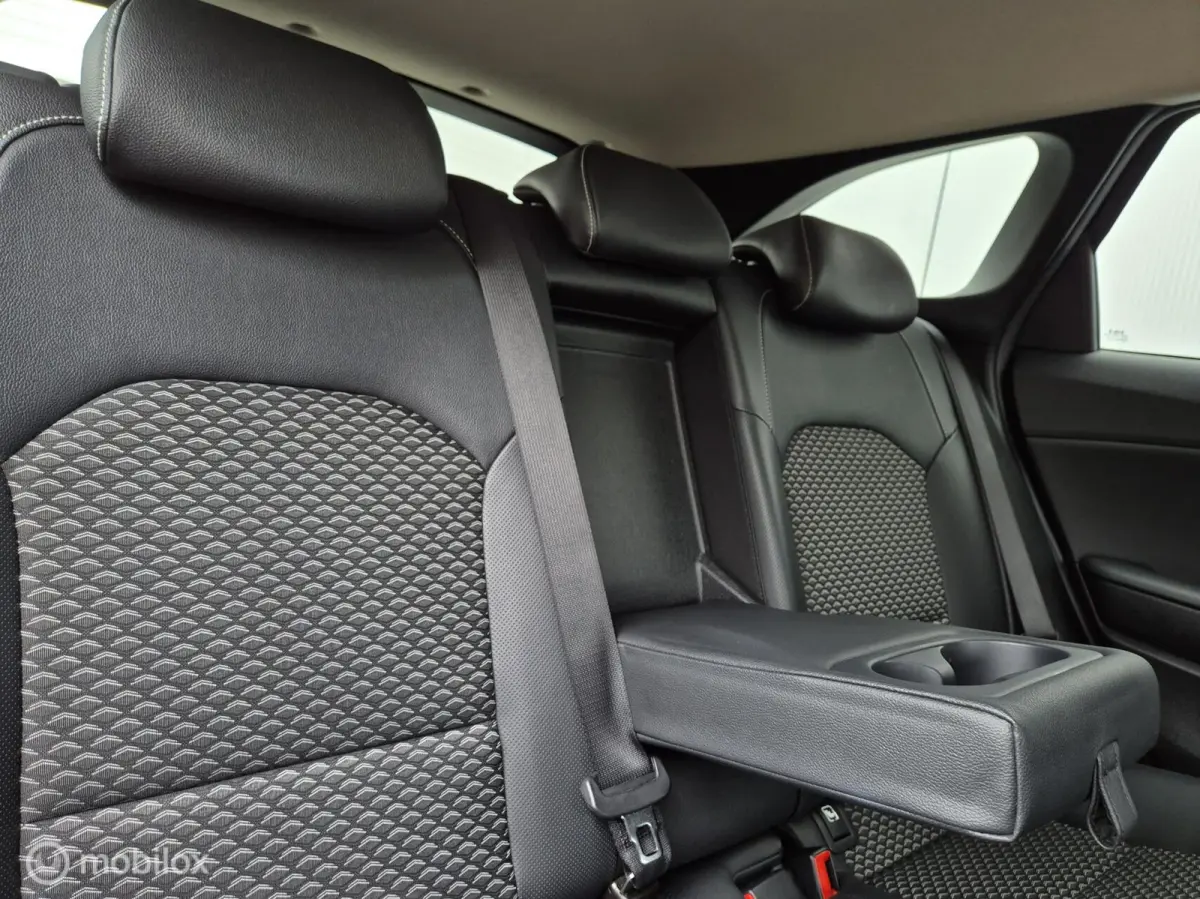 1.5 T-GDI AUTOMAAT/FULL LED/ELEK-KOFFER/CAMERA/TREKHAAK/KEYLESS/HALF LEDER/ADAPTIVE CRUISE