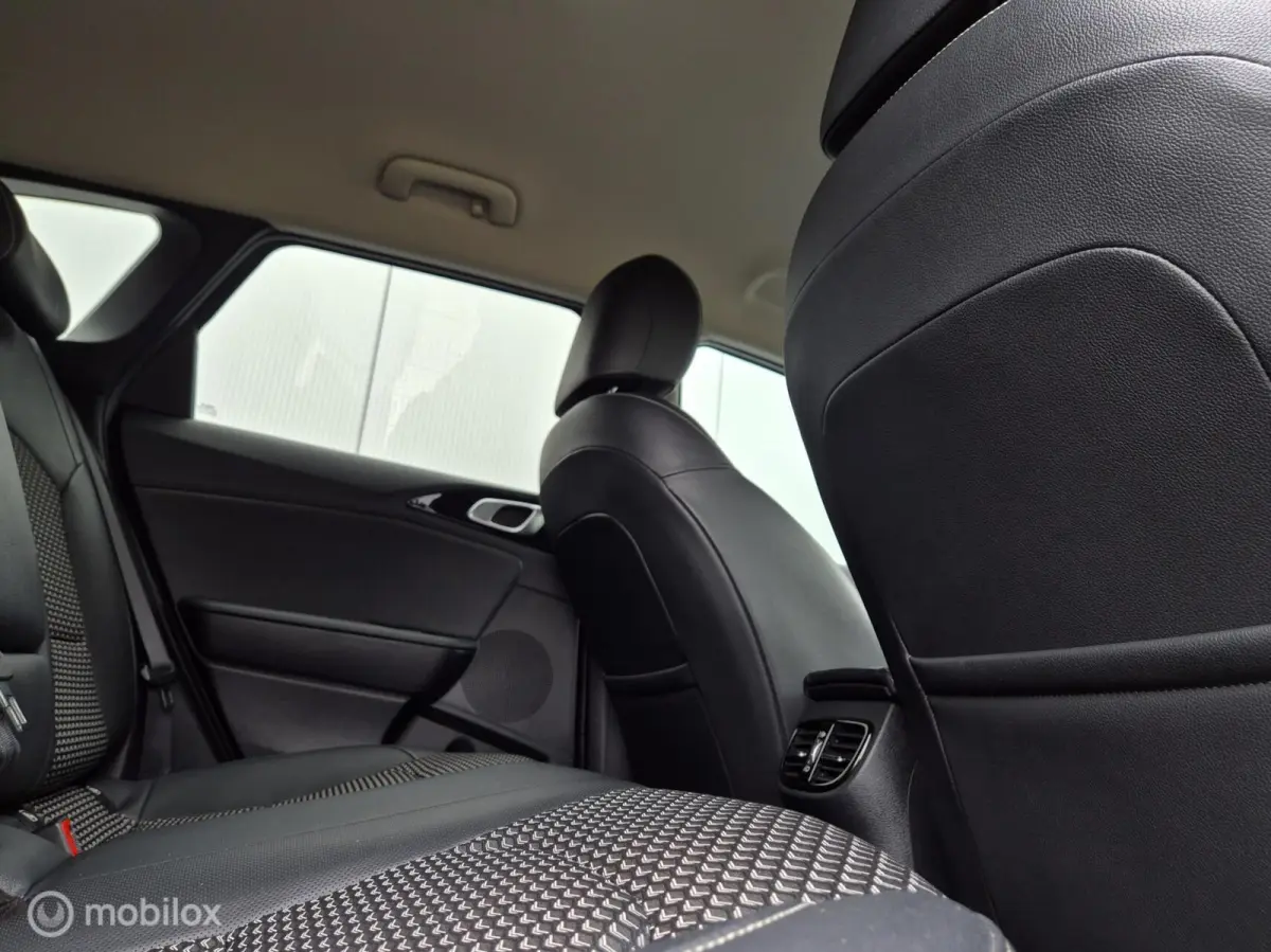 1.5 T-GDI AUTOMAAT/FULL LED/ELEK-KOFFER/CAMERA/TREKHAAK/KEYLESS/HALF LEDER/ADAPTIVE CRUISE