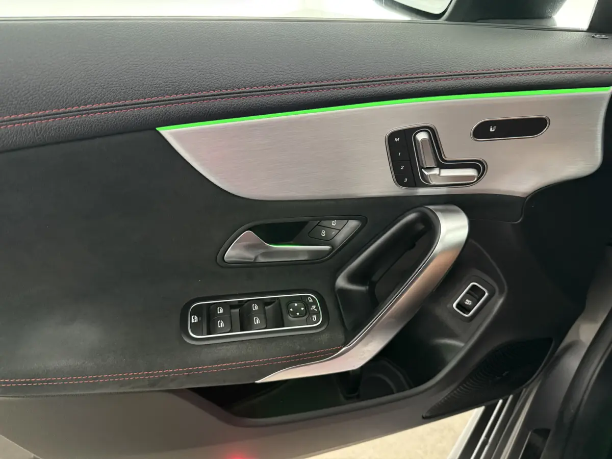 200 AMG | Pano | Burmester | Camera | Sfeer | Virtual | Carplay | Memory | Trekhaak | NAP
