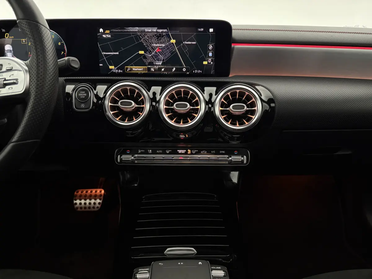 200 AMG | Pano | Burmester | Camera | Sfeer | Virtual | Carplay | Memory | Trekhaak | NAP