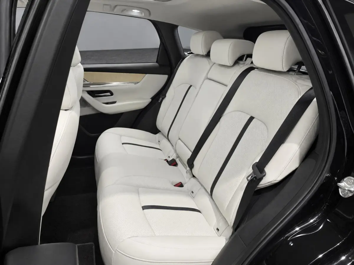 2.5 e-SkyActiv PHEV Takumi |Pano |Stoelverkoeling |Memory |360° |Meridian |ACC