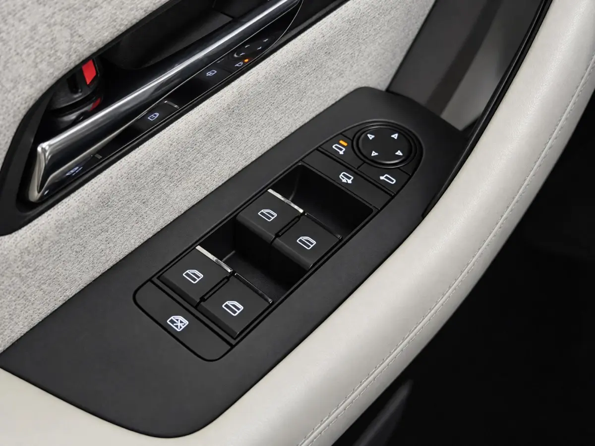 2.5 e-SkyActiv PHEV Takumi |Pano |Stoelverkoeling |Memory |360° |Meridian |ACC