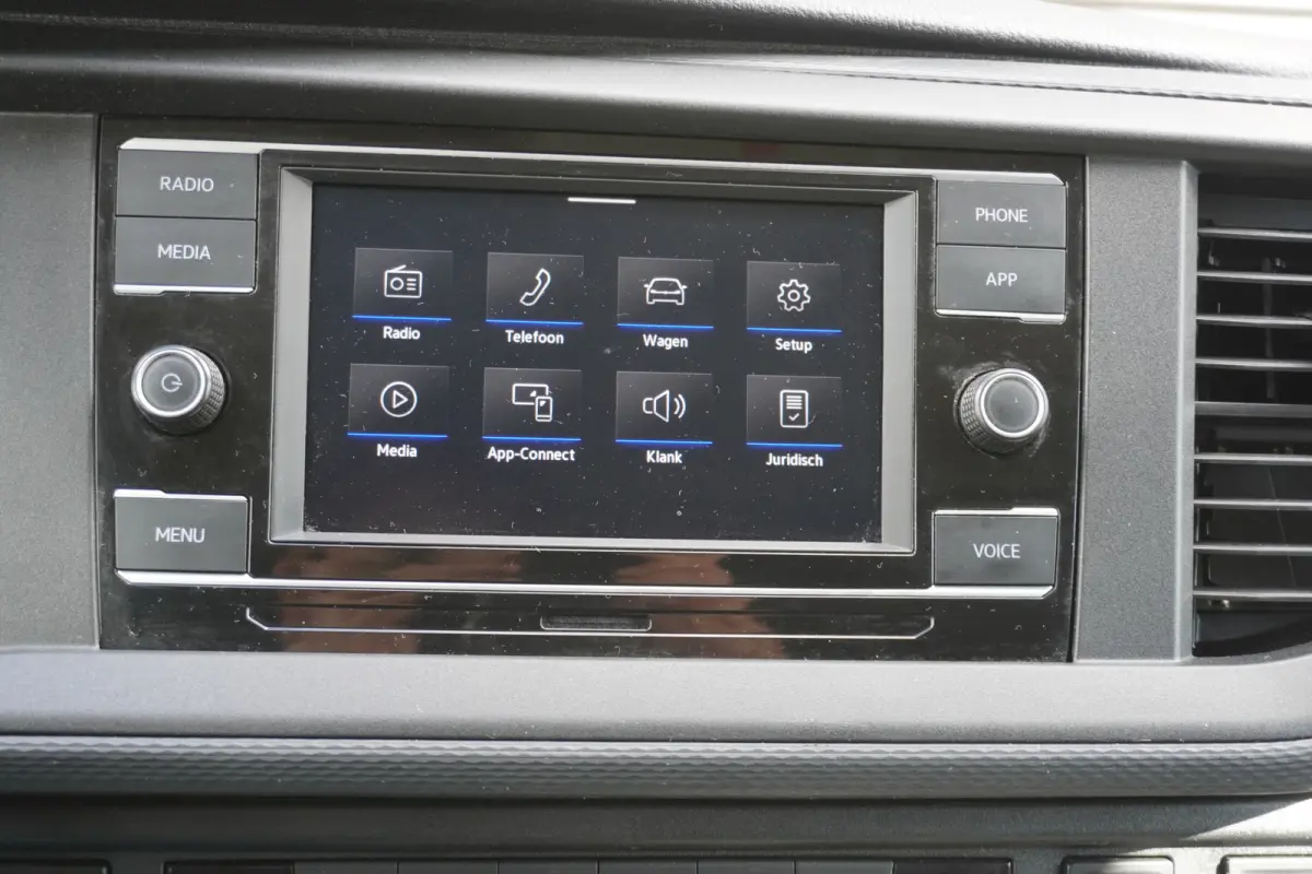 L2H1 110pk L2H1 Camera Apple Carplay Airco Cruise control 3-zits