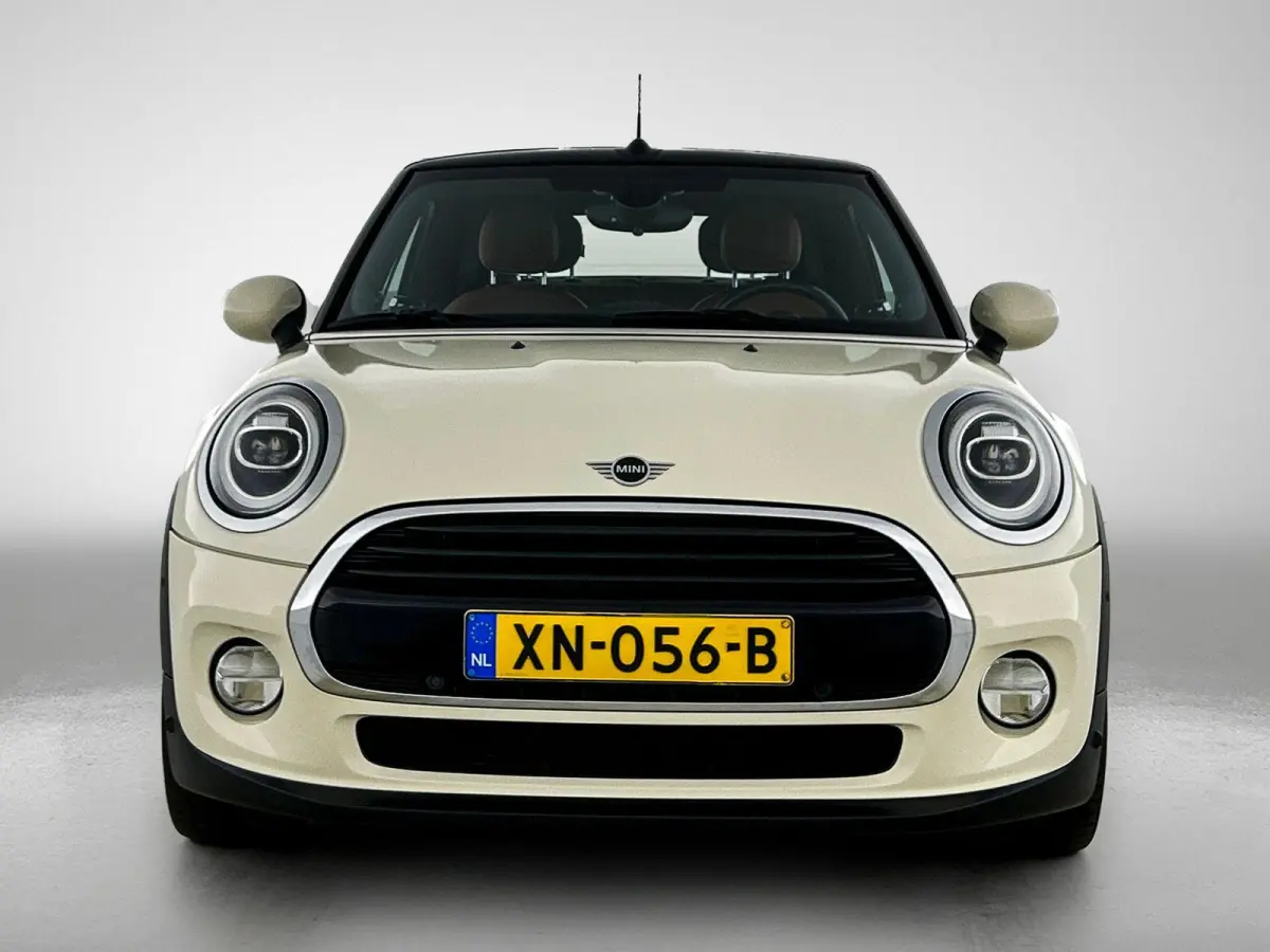 1.5 Chili | AUTOMAAT | HARMAN KARDON | LEDER | PARKEERSENSOREN | STOELVERWARMING | LED VERLICHTING | CRUISE CONTROL | BLUETOOTH | AIRCO | LICHTMETALEN VELGEN | CLIMATE CONTROL |