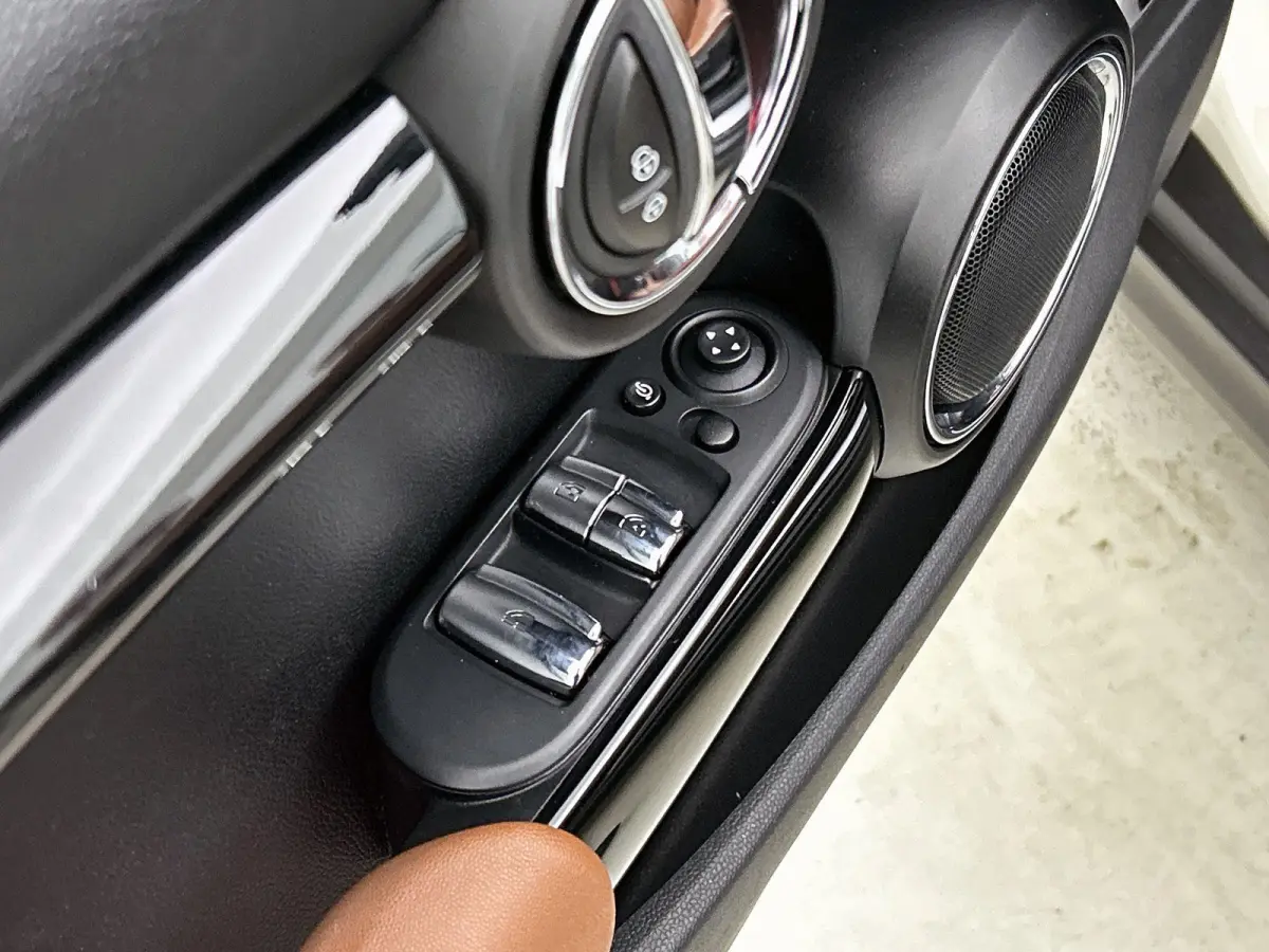 1.5 Chili | AUTOMAAT | HARMAN KARDON | LEDER | PARKEERSENSOREN | STOELVERWARMING | LED VERLICHTING | CRUISE CONTROL | BLUETOOTH | AIRCO | LICHTMETALEN VELGEN | CLIMATE CONTROL |