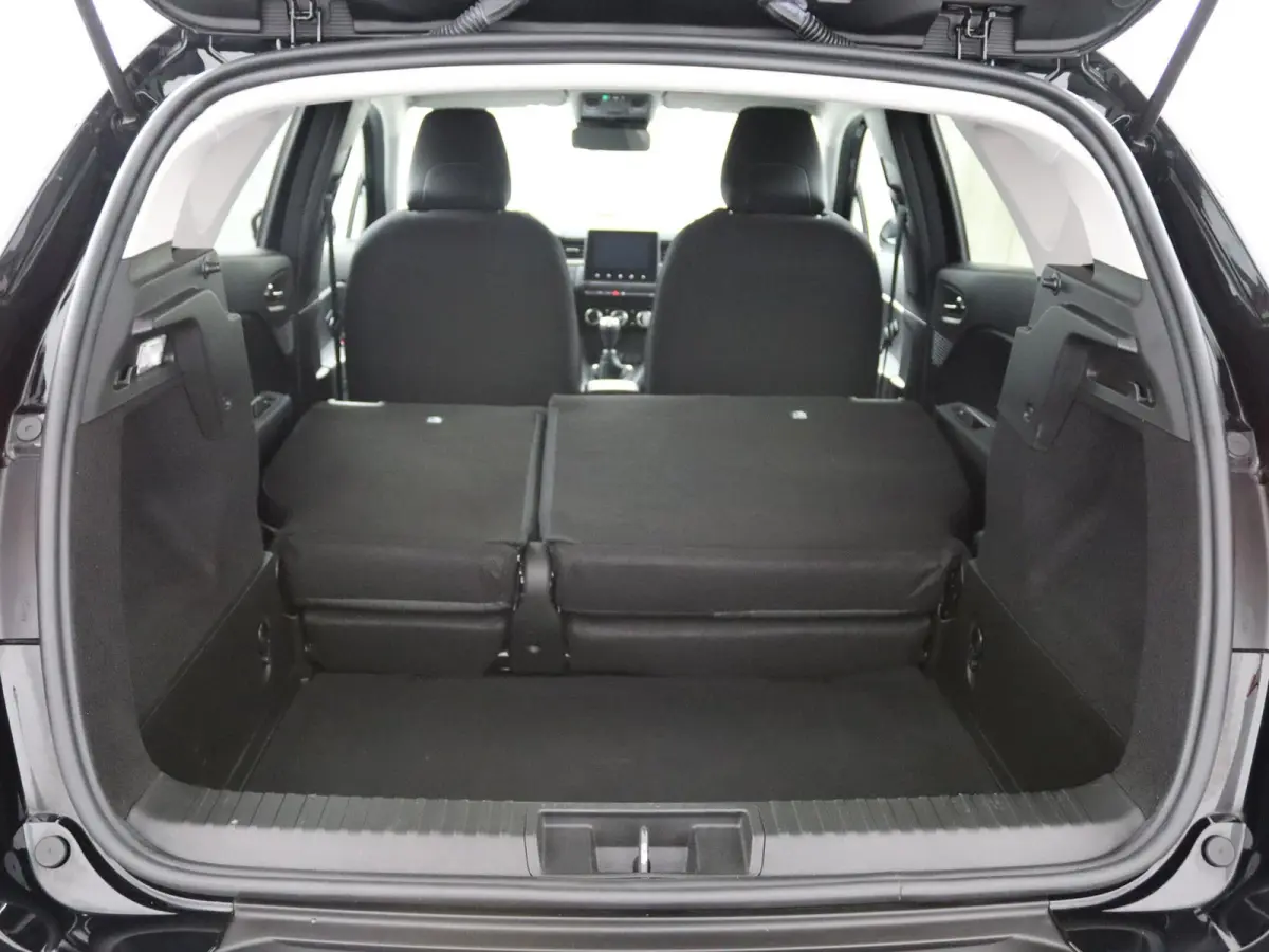 evolution TCe 90 | Parkeercamera | Navigatie | Climate Control |