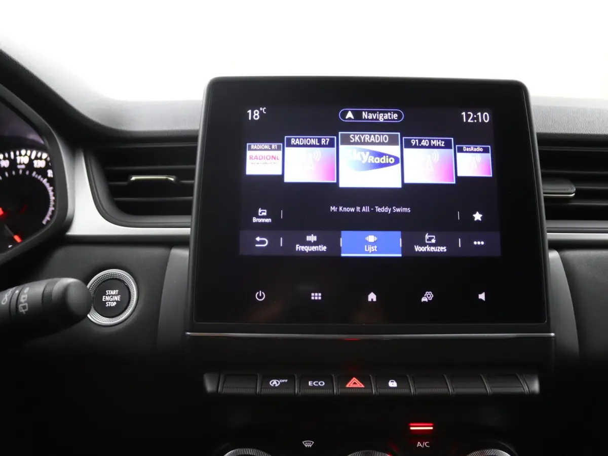 evolution TCe 90 | Parkeercamera | Navigatie | Climate Control |