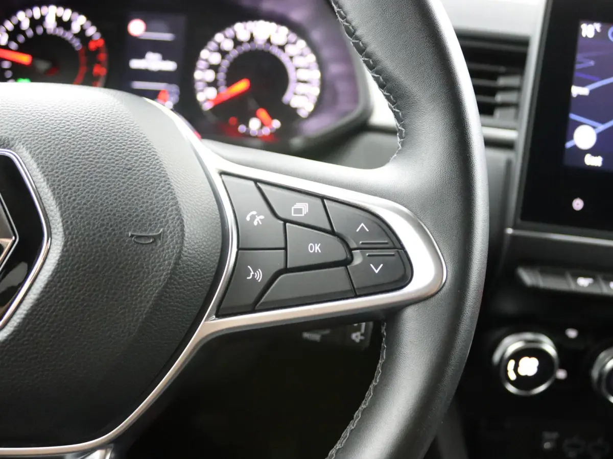 evolution TCe 90 | Parkeercamera | Navigatie | Climate Control |