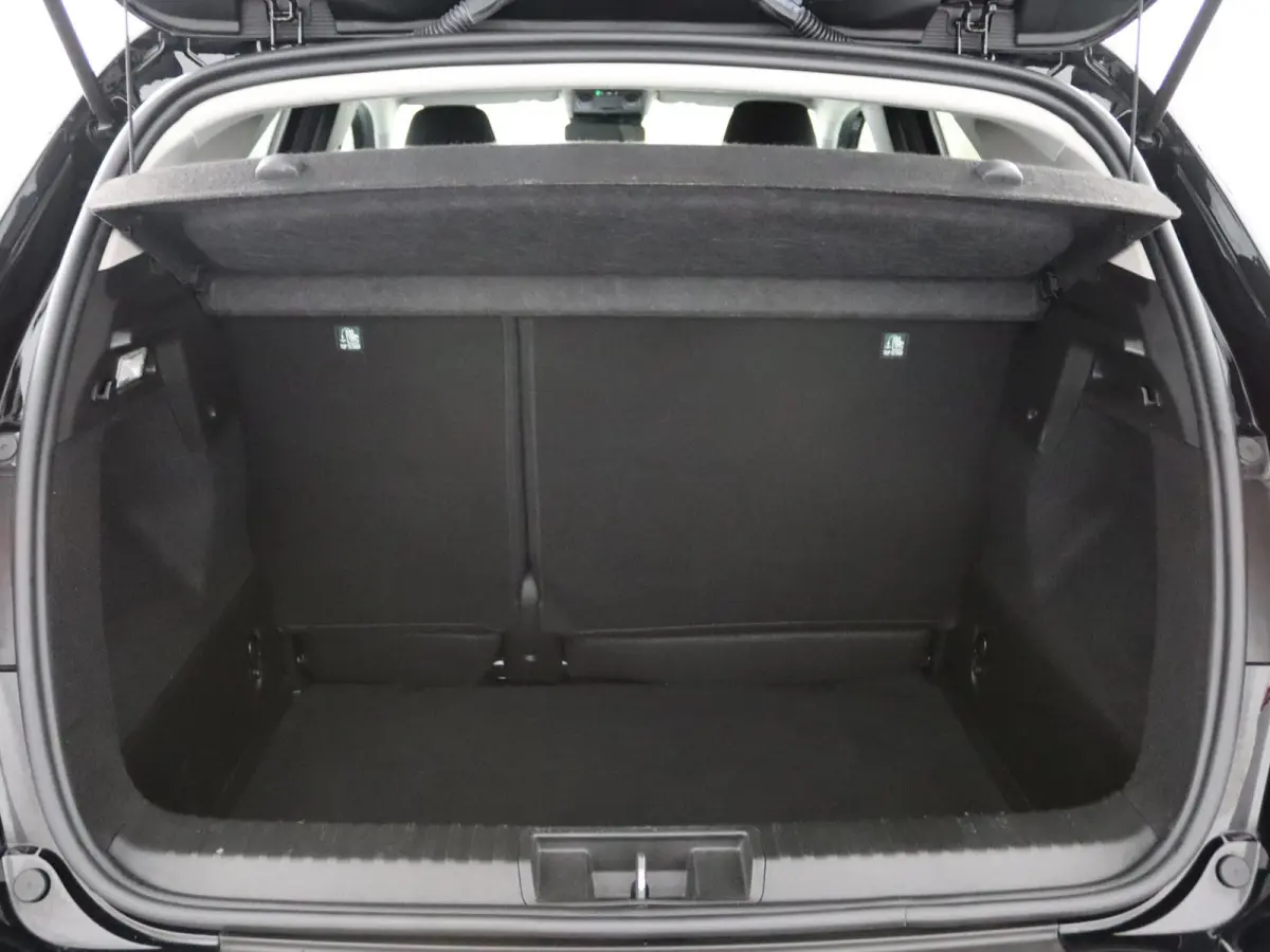 evolution TCe 90 | Parkeercamera | Navigatie | Climate Control |