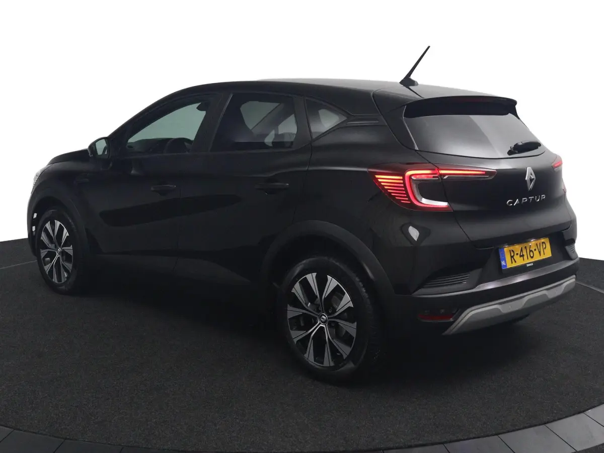 evolution TCe 90 | Parkeercamera | Navigatie | Climate Control |