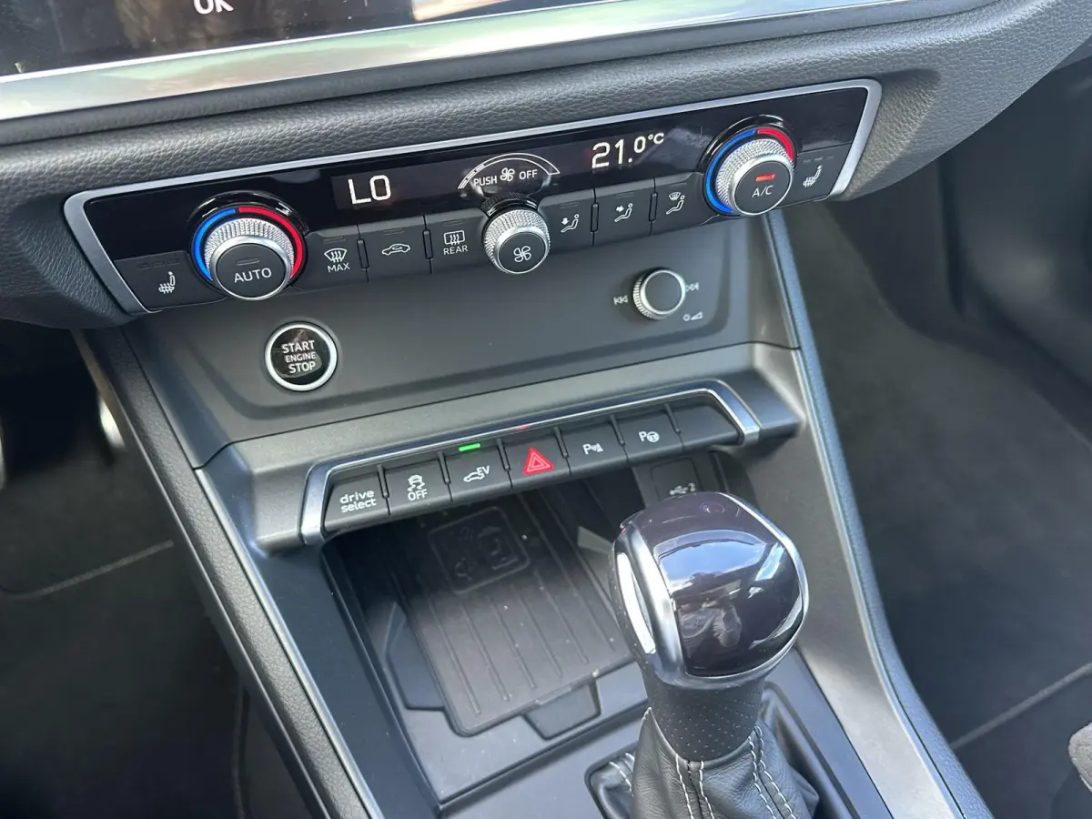 45 TFSI e S edition 3X S LINE VAN: 39.900,- VOOR: 36.877,- UW HERFST VOORDEEL: 3.023,- | BLACK OPTIC| RIJKLAARPRIJS INCL. 12MND BOVAG | ELECTR STOELEN | PANORAMADAK | ADAPTIVE CRUISE | DODE 