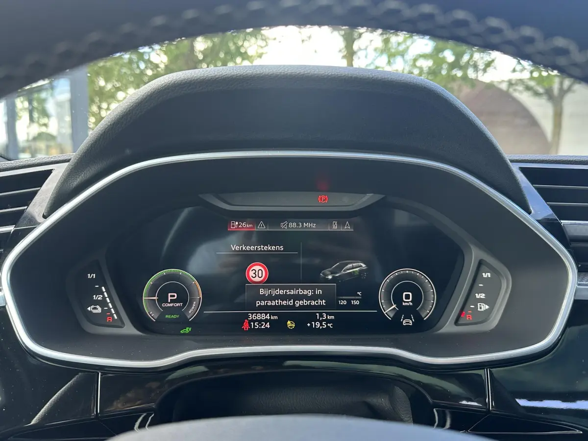 45 TFSI e S edition 3X S LINE VAN: 39.900,- VOOR: 36.877,- UW HERFST VOORDEEL: 3.023,- | BLACK OPTIC| RIJKLAARPRIJS INCL. 12MND BOVAG | ELECTR STOELEN | PANORAMADAK | ADAPTIVE CRUISE | DODE 