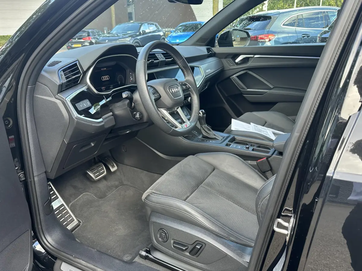 45 TFSI e S edition 3X S LINE VAN: 39.900,- VOOR: 36.877,- UW HERFST VOORDEEL: 3.023,- | BLACK OPTIC| RIJKLAARPRIJS INCL. 12MND BOVAG | ELECTR STOELEN | PANORAMADAK | ADAPTIVE CRUISE | DODE 