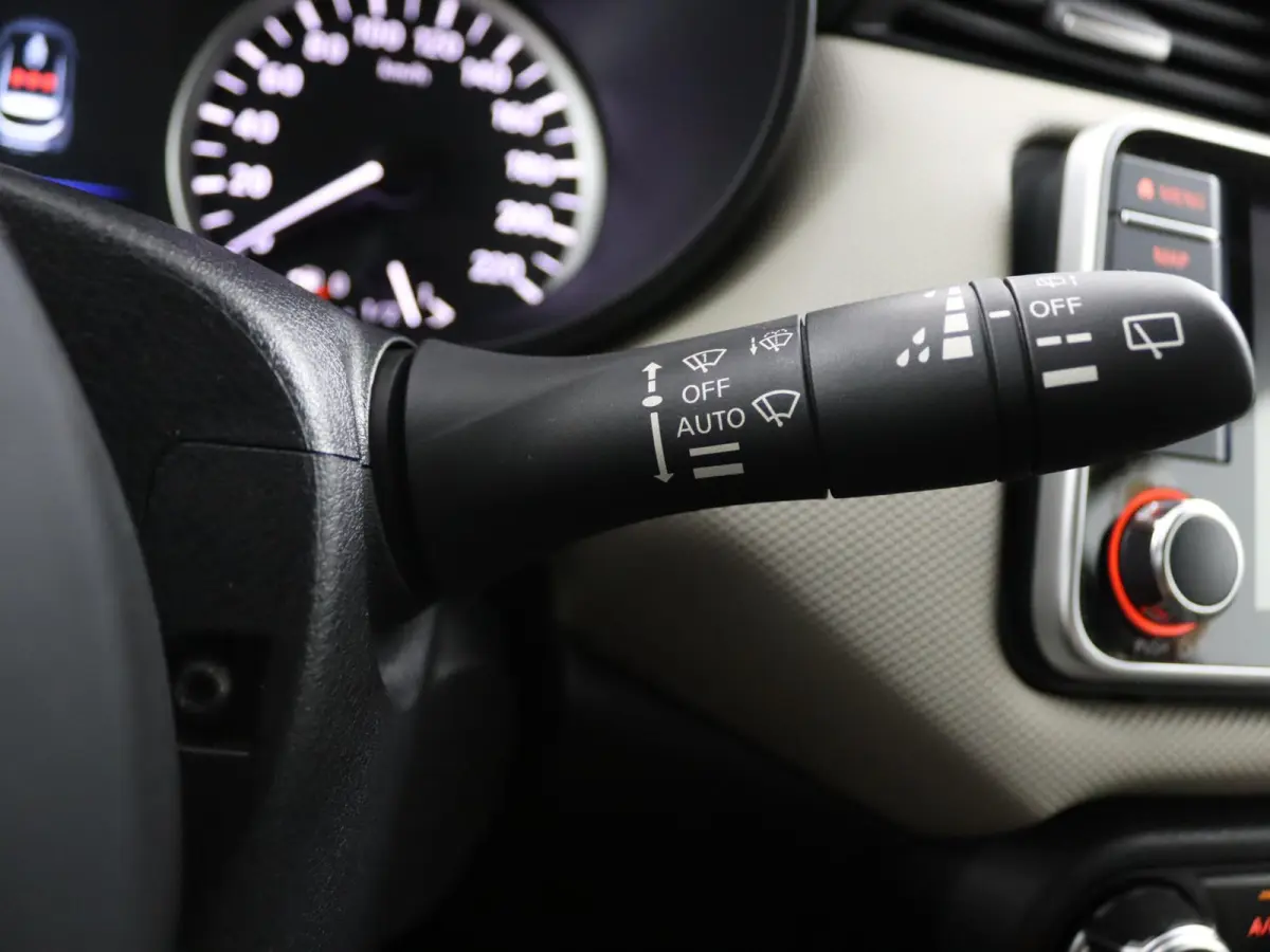 1.0 IG-T N-Connecta | Navigatie | Parkeercamera | Keyless Entry |