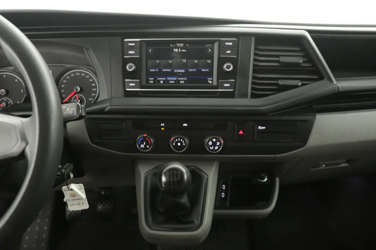 2.0 TDI L1H1 140PK | Airco | Cruise | 3 Zits | Carplay | Trekhaak | Parkeersens.