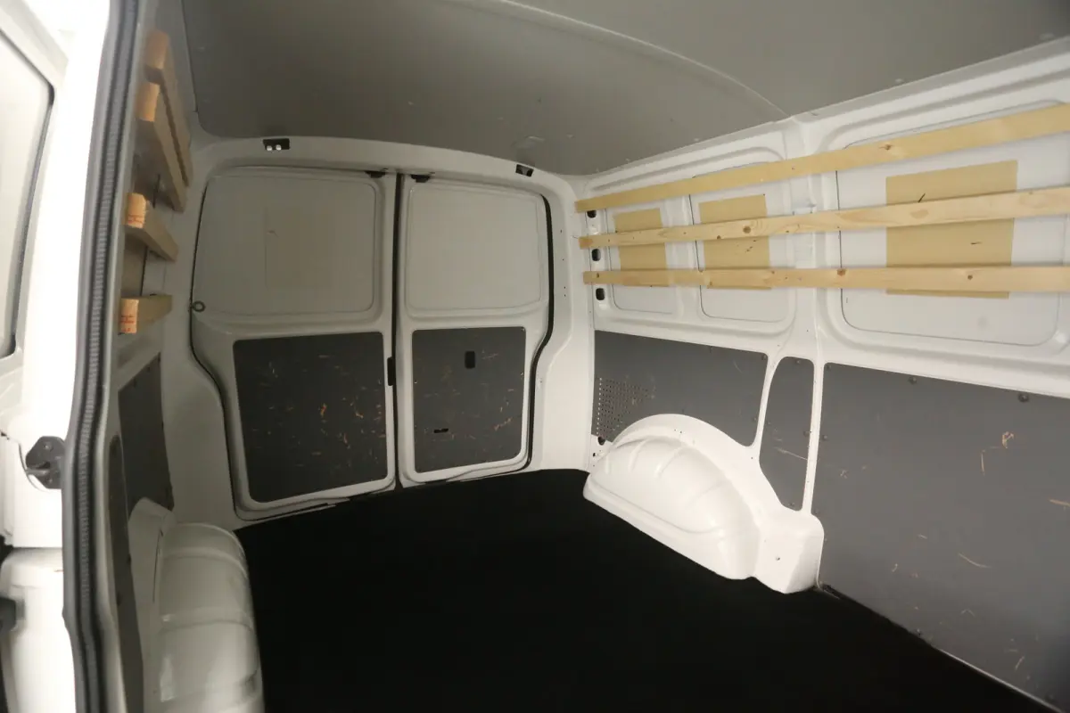 2.0 TDI L1H1 140PK | Airco | Cruise | 3 Zits | Carplay | Trekhaak | Parkeersens.