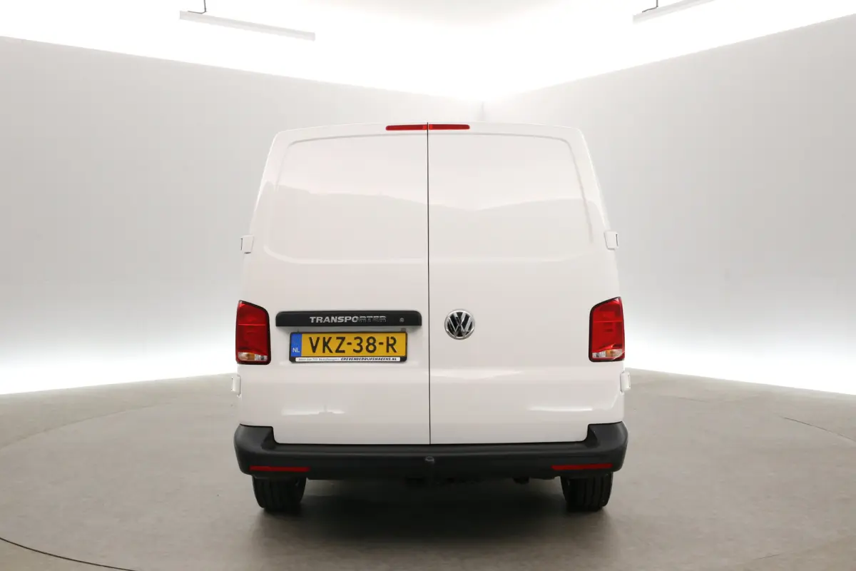 2.0 TDI L1H1 140PK | Airco | Cruise | 3 Zits | Carplay | Trekhaak | Parkeersens.