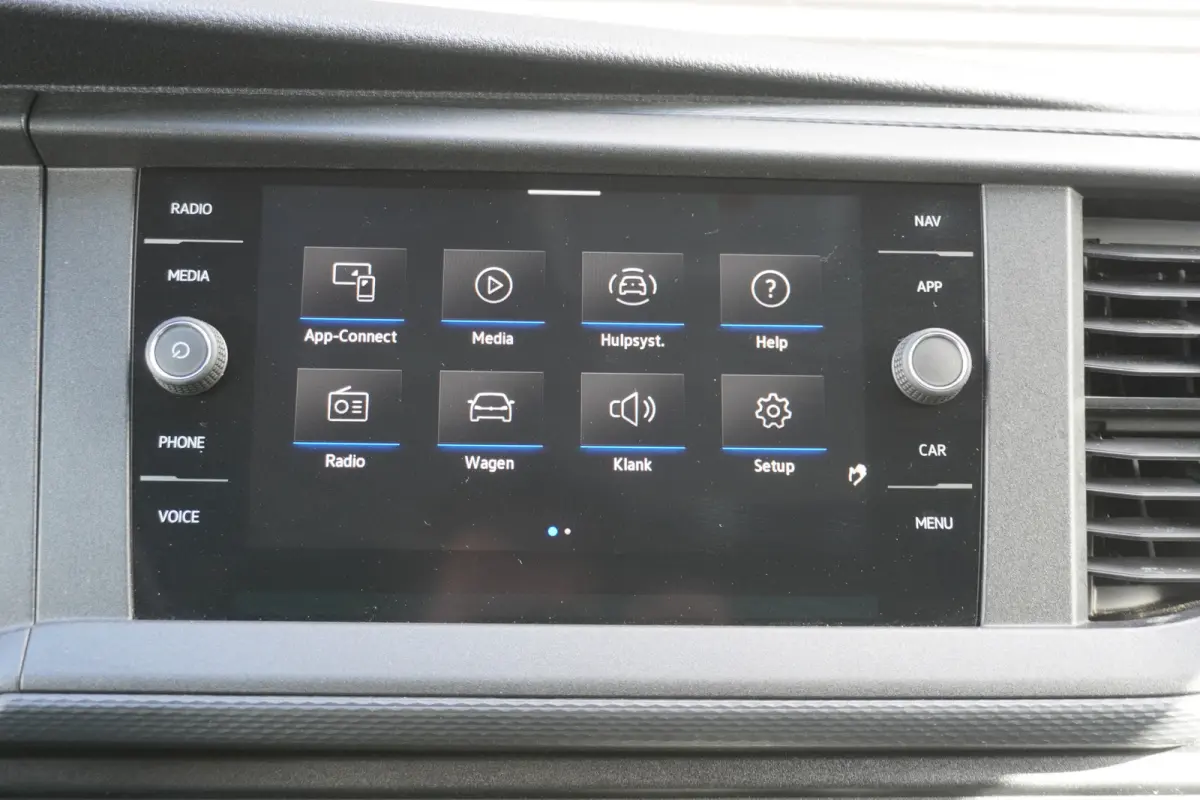 199pk Automat L1H1 LED Navigatie Camera parkeersensoren Apple Carplay Trekhaak